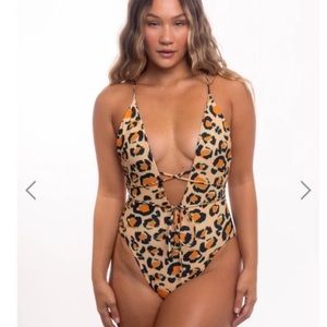 NWT Skatie Lynn one-piece in Carlsbad size small